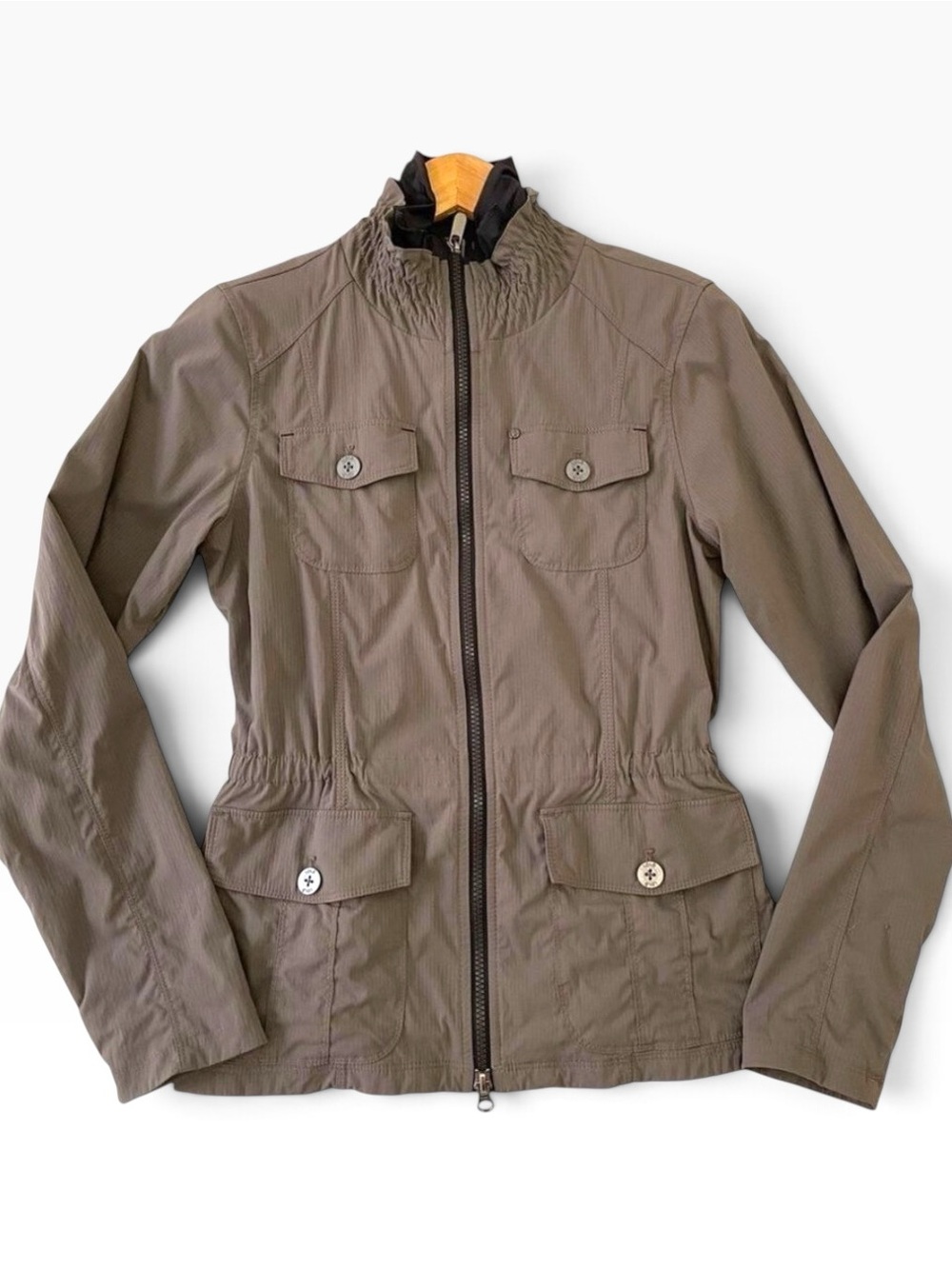 Lole jacket lightweight neutral beige small ajustable waist many pockets small